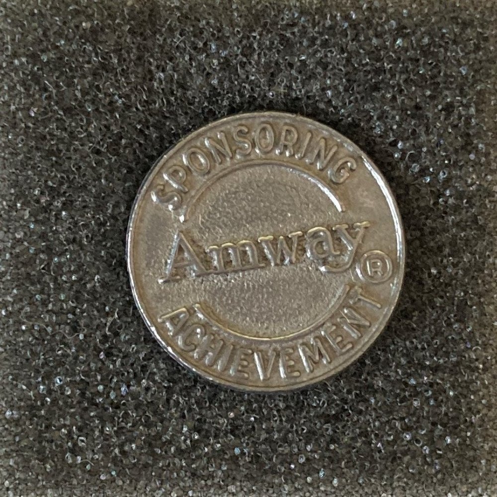 Lapel Pin, Amway, Gray, Achievement